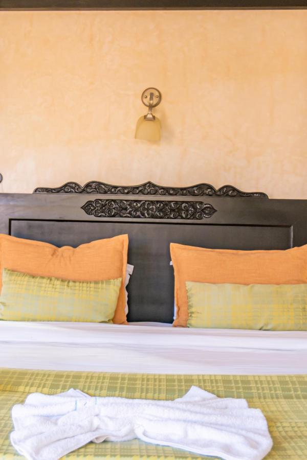 Camp Hotel