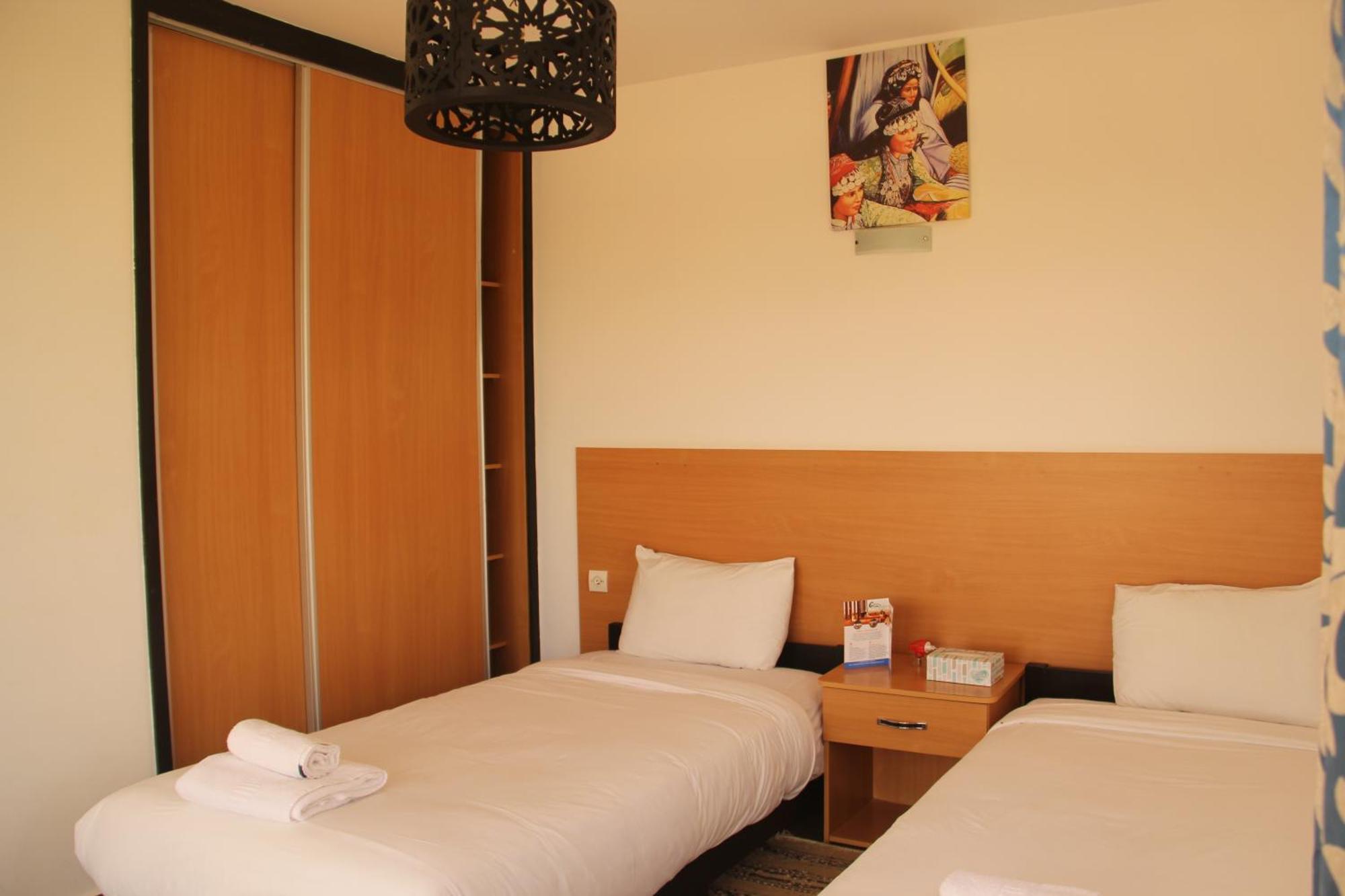 Hotel Camp 4*