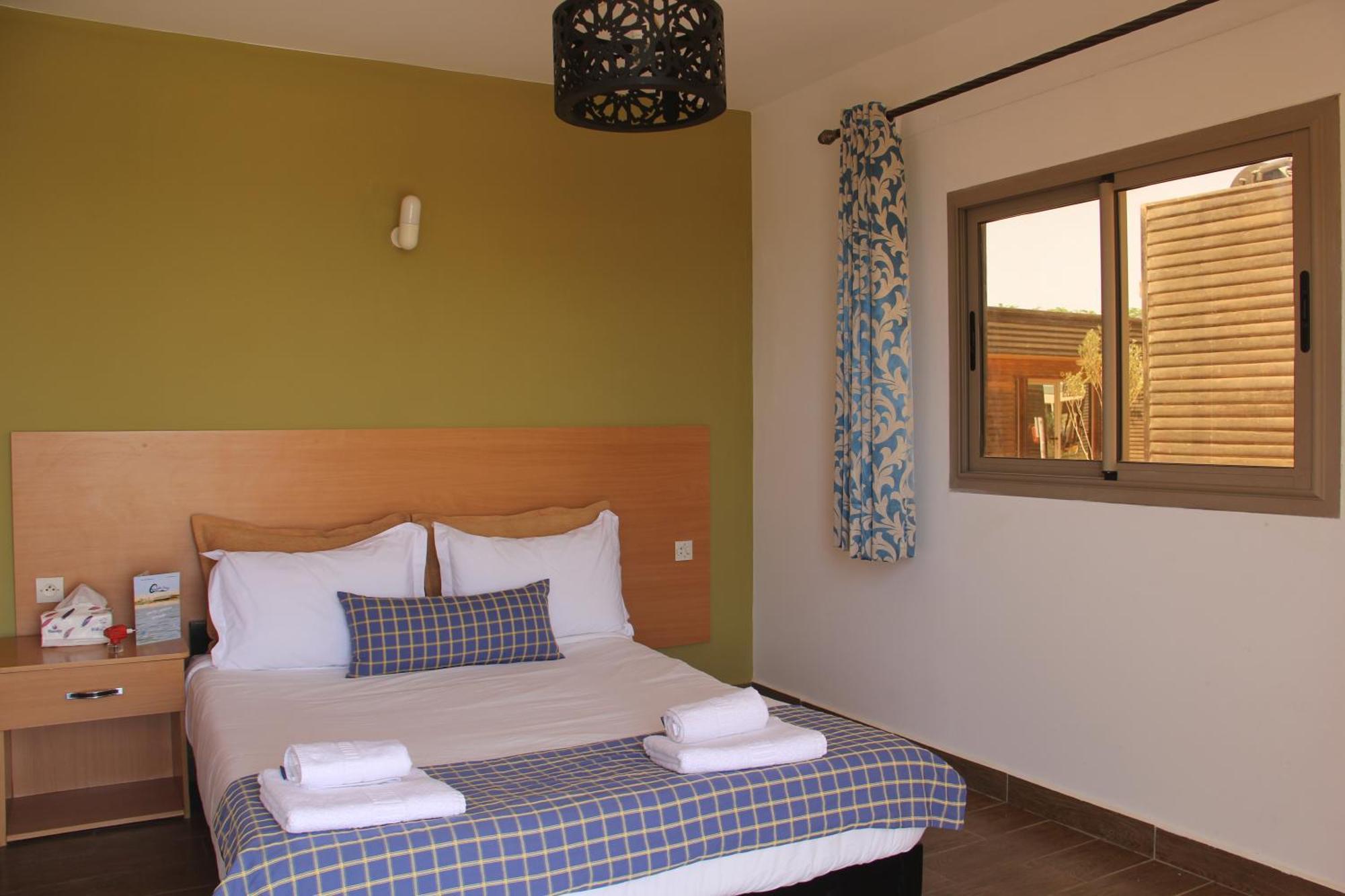 Hotel Camp 4*