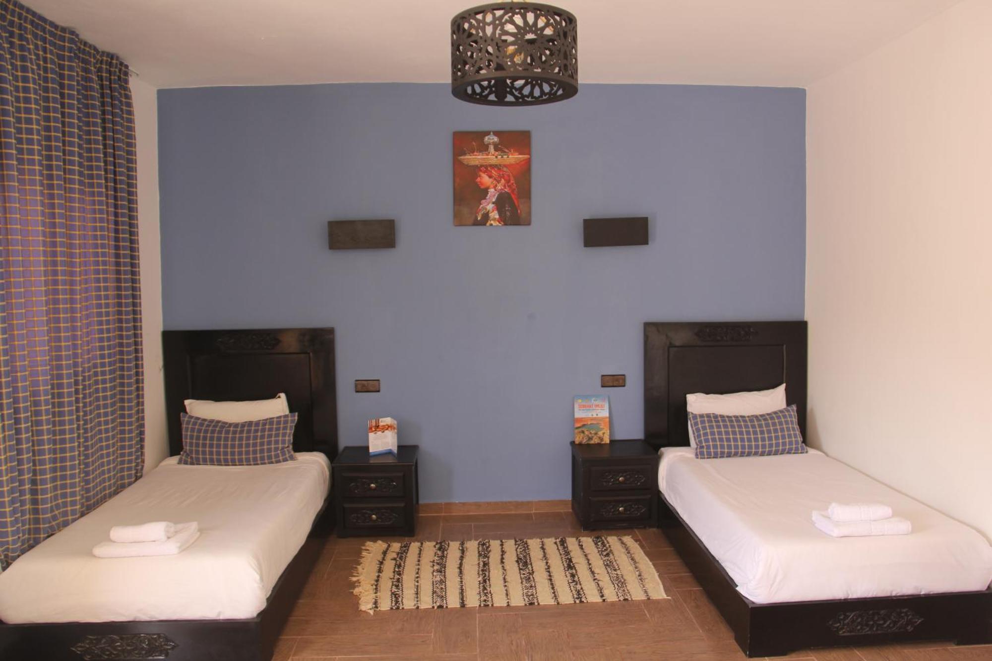 Hotel Camp 4*